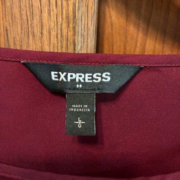 Express Women's long sleeved  Burgundy Blouse Size L - Picture 3 of 5